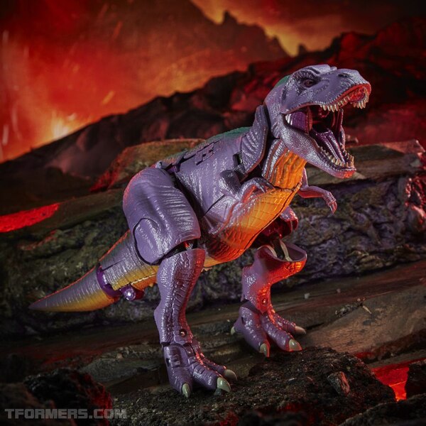 F0698xxxx DIO TRA KINGDOM T REX MEGATRON 1 Medium 72DPI (36 of 46)